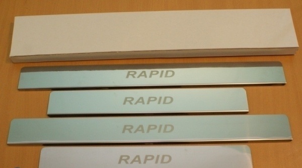 Накладки на пороги Skoda Rapid 2020-н.в. (компл. 4шт.)