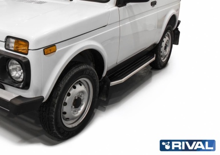 Порог-площадка "Premium" с креплением Lada Niva 4x4 3D (1977-н.в.) \ Urban 3D (2016-н.в.)