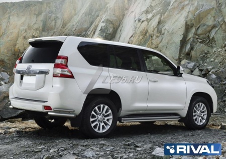 Защита заднего бампера d76+d42 уголки Toyota Land Cruiser Prado 2009-2013-2017