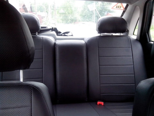 Авточехлы из экокожи для Volkswagen Caddy (2004-2015) "Seintex"