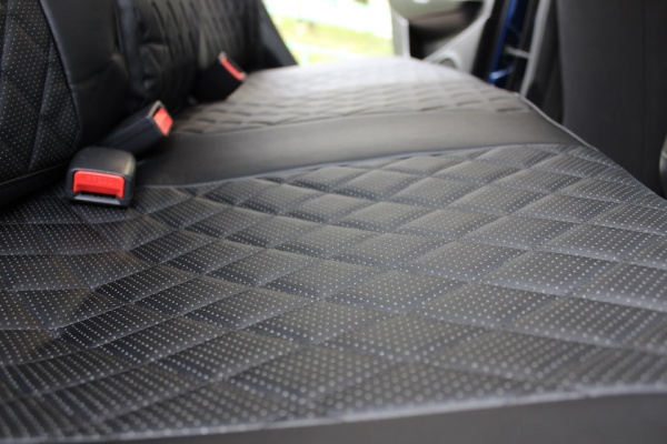 Авточехлы из экокожи Ромб для Renault Duster 40/60 c Airbag (2011-2015) "Seintex"
