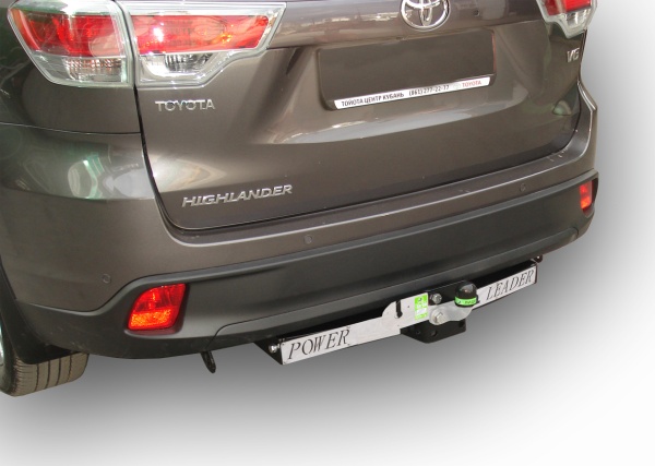 Фаркоп для Toyota Highlander c нержавеющей пластиной (без электрики) (2013-2020) «ЛидерПлюс»