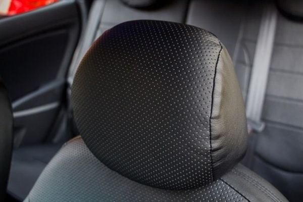 Авточехлы из экокожи для  Nissan Terrano III с airbag (2014-н.в.) "Seintex"