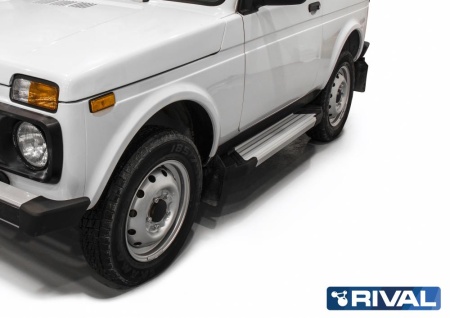 Порог-площадка "Silver" с креплением Lada Niva 4x4 3D (1977-н.в.) \ Urban 3D (2016-н.в.)