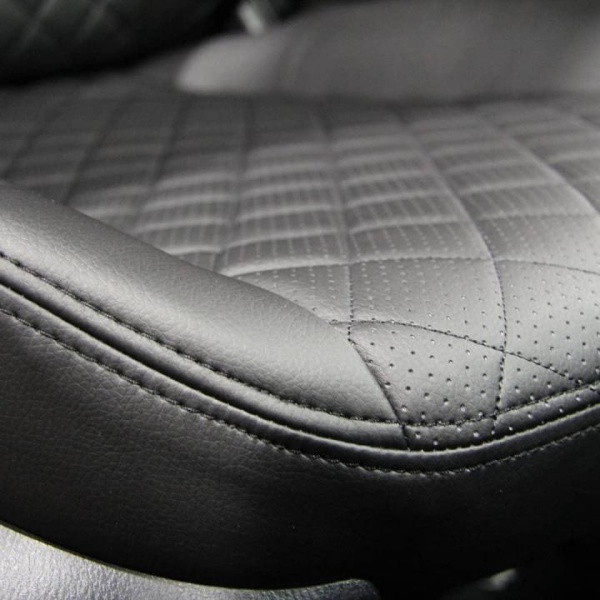 Чехлы из экокожи РОМБ для Honda Accord VII (2002-2008) "Автопилот"