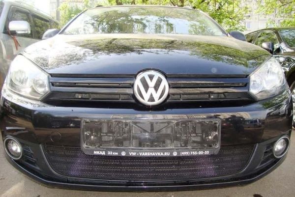 Защитная сетка радиатора Volkswagen Golf VI (2008-2012)