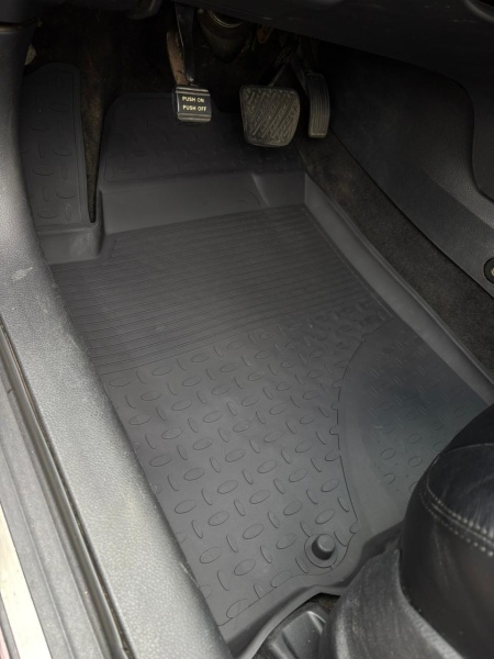 Резиновые коврики с высоким бортом для NISSAN TEANA II (2008-2014)