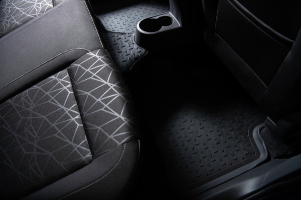 Резиновые коврики с высоким бортом для VOLKSWAGEN POLO VI Sedan (2020-н.в.)