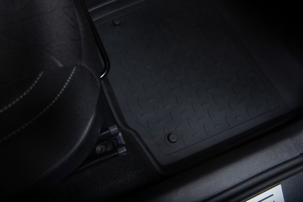 Резиновые коврики с высоким бортом для VOLKSWAGEN POLO VI Sedan (2020-н.в.)