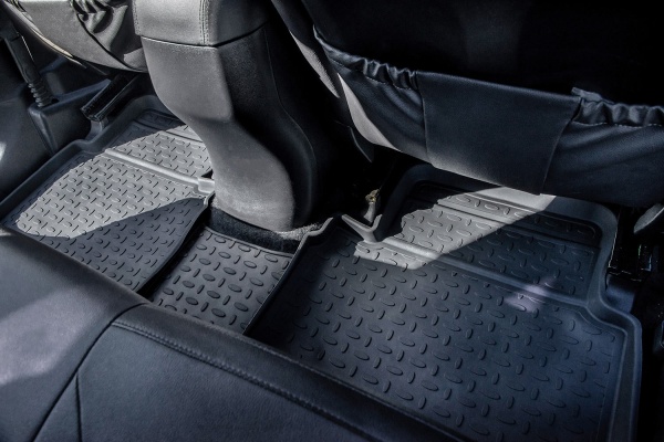 Резиновые коврики с высоким бортом для HYUNDAI ix35 (2010-2015)