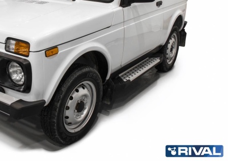 Порог-площадка "Bmw-Style" с креплением Lada Niva 4x4 3D (1977-н.в.) \ Urban 3D (2016-н.в.)